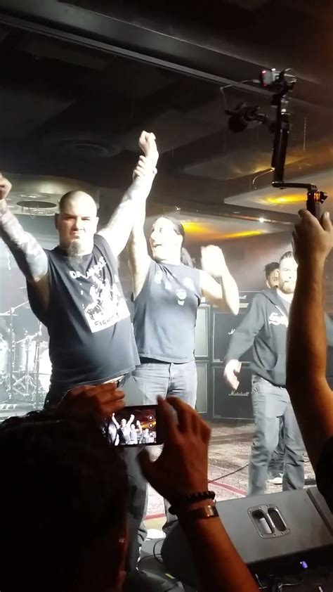 Phil Anselmo is a Racist! Ruins Dimebash 2016 .